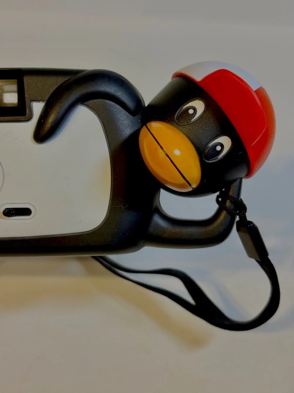 Vintage Pingo Penguin Point & Shoot Film Camera Novelty Pingvin Kitschy Rare